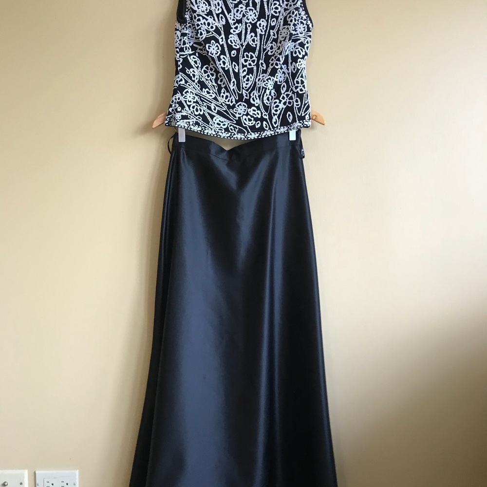 Beautiful black high low skirt